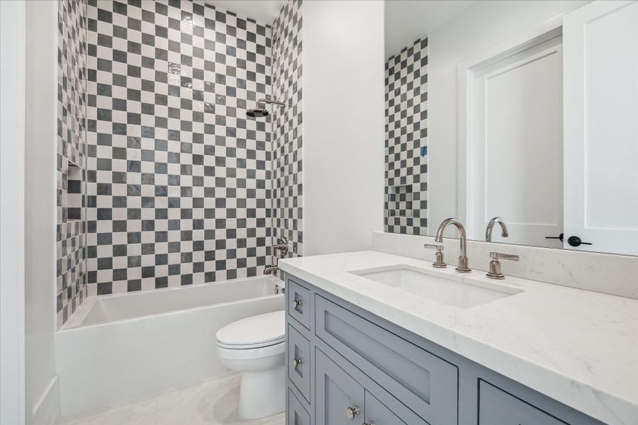 Bathroom for bedrooms #5 & 6.