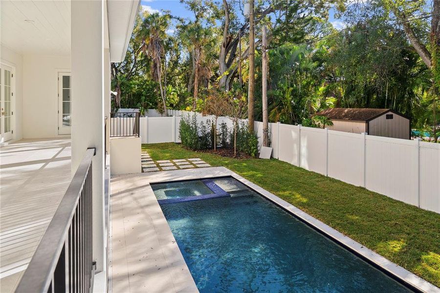 Exterior details and patio area of a home in , Tampa (Image 34).