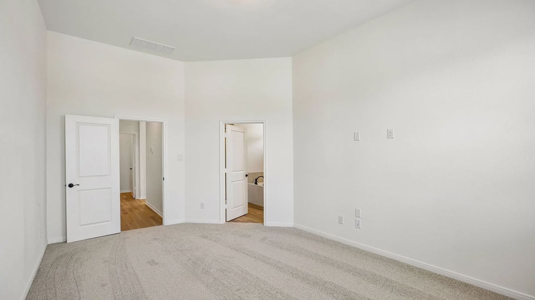 Spacious, unfurnished interior of a new home in Woodforest, Montgomery (Image 33). Spacious, unfurnished interior of a new home in Woodforest, Montgomery (Image 33).