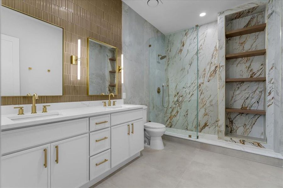 Furnished interior view inside a new home in , Frisco (Image 12).