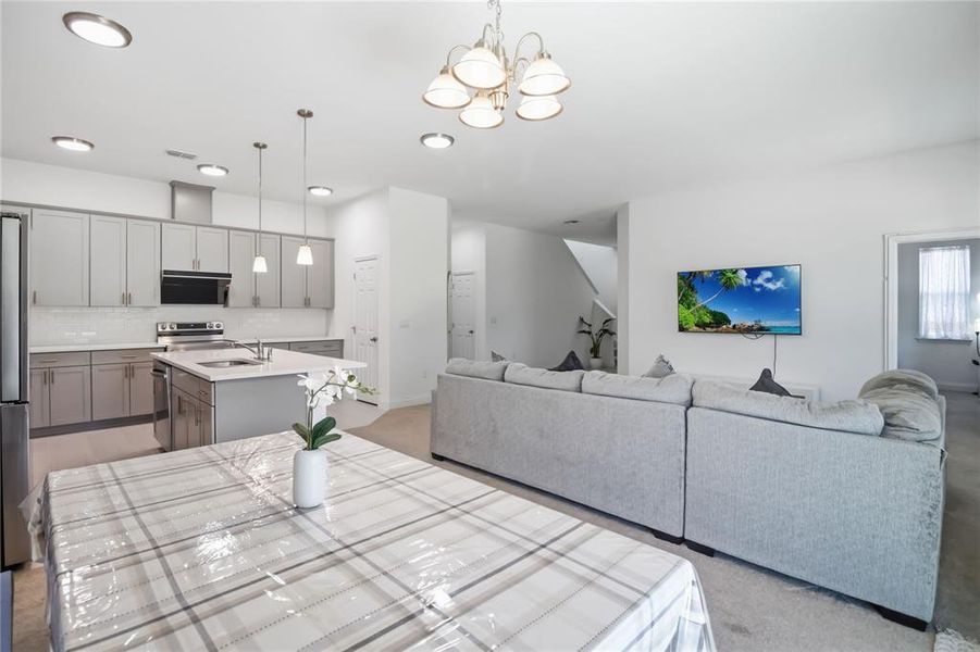 Furnished interior view inside a new home in Blue Diamond , Orlando (Image 40).