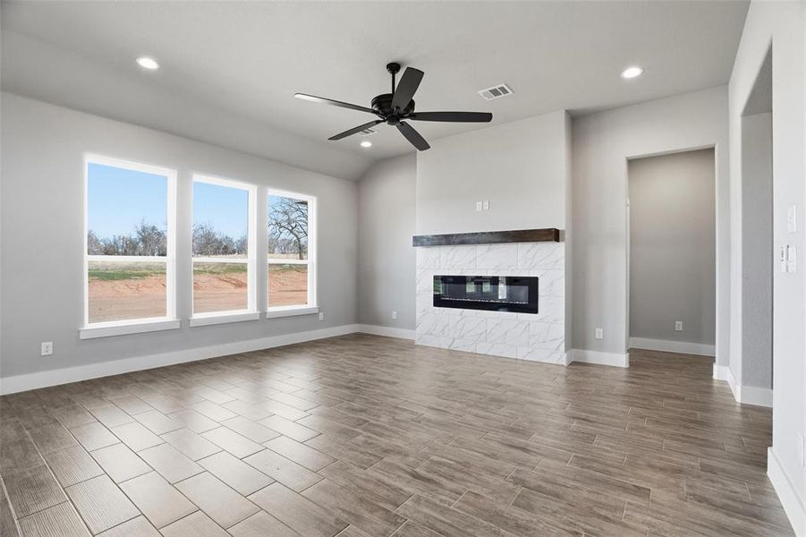 Spacious, unfurnished interior of a new home in Taylor Ranch, Springtown (Image 26).