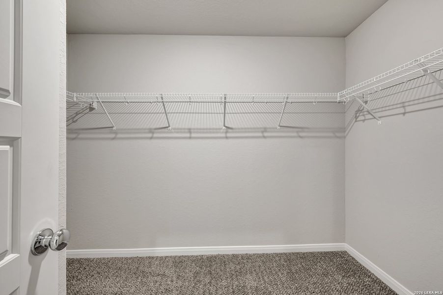 Spacious, unfurnished interior of a new home in Greenspoint Heights, Seguin (Image 28).