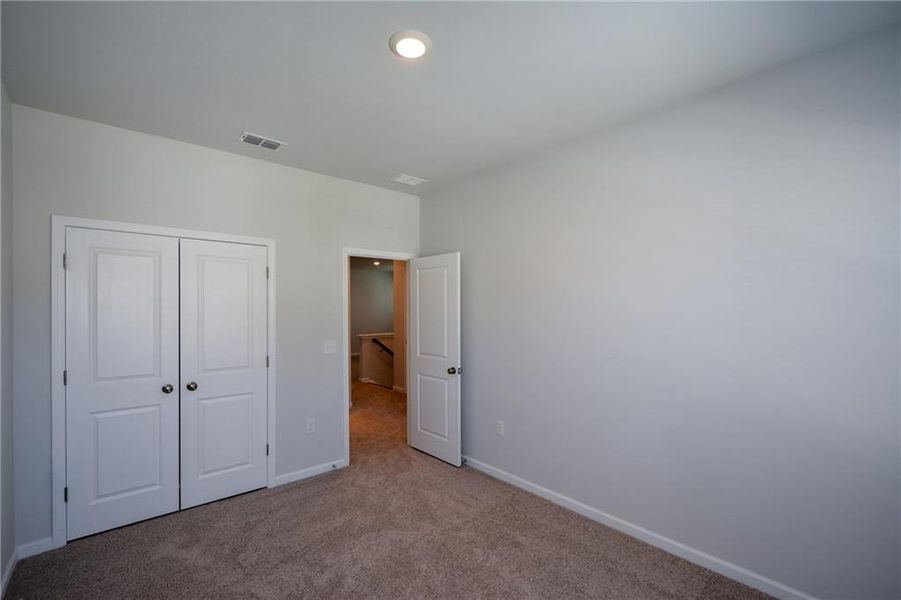 Spacious, unfurnished interior of a new home in Graystone Village, Grayson (Image 43).
