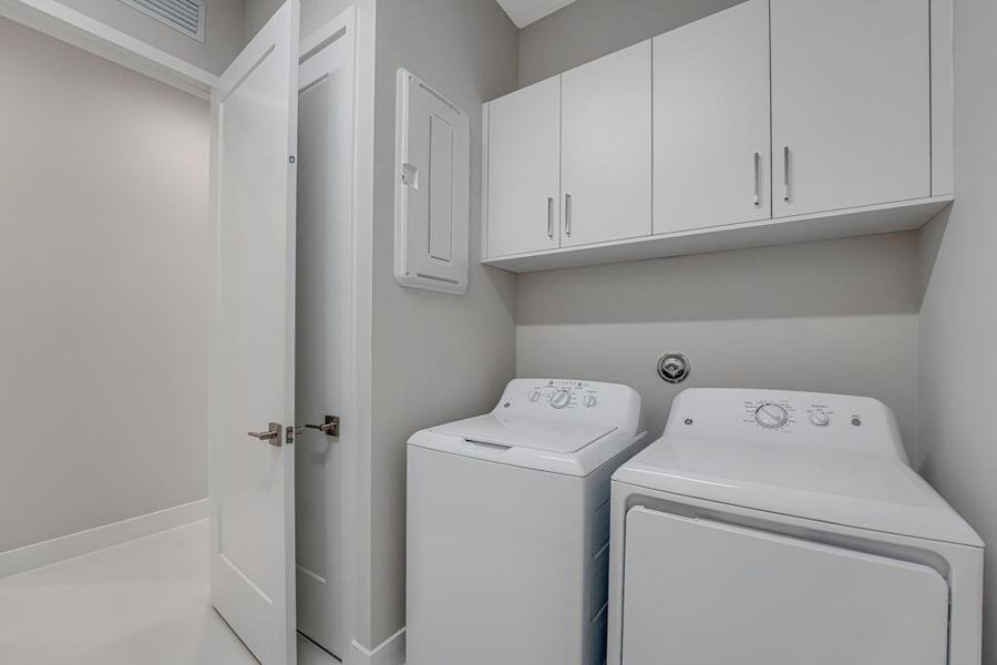 Furnished interior view inside a new home in Apex at Avenir, Palm Beach Gardens (Image 51). Furnished interior view inside a new home in Apex at Avenir, Palm Beach Gardens (Image 51).