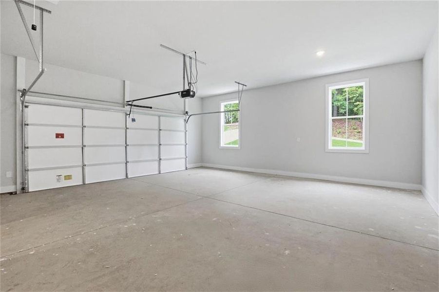 Spacious, unfurnished interior of a new home in , Clarkesville (Image 22).