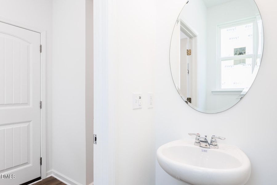 1/2 bath with pedistal sink