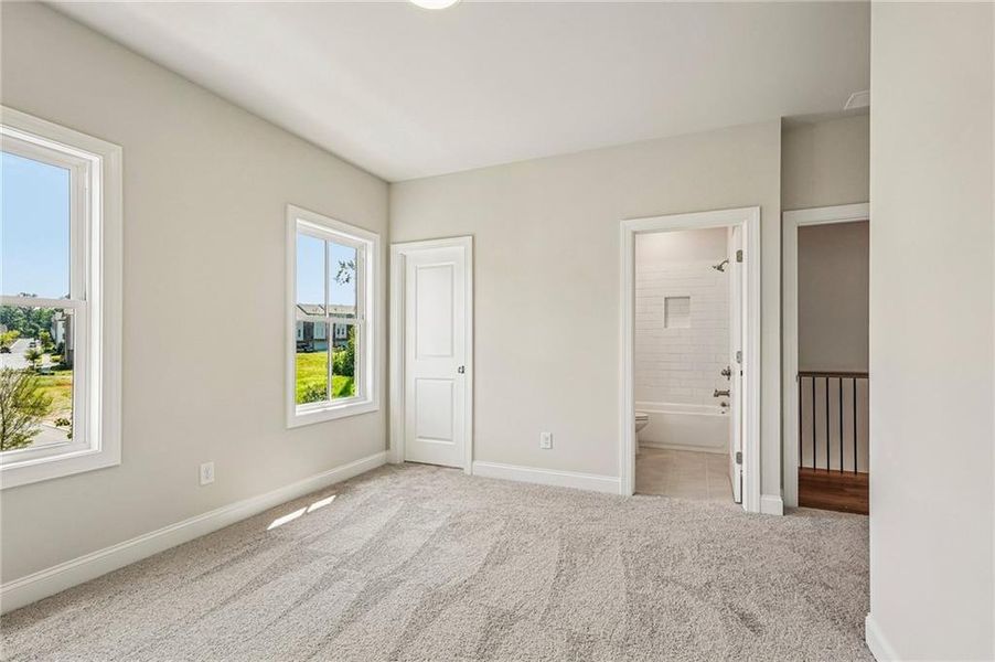 Spacious, unfurnished interior of a new home in Waterside Townhomes, Peachtree Corners (Image 30). Spacious, unfurnished interior of a new home in Waterside Townhomes, Peachtree Corners (Image 30).