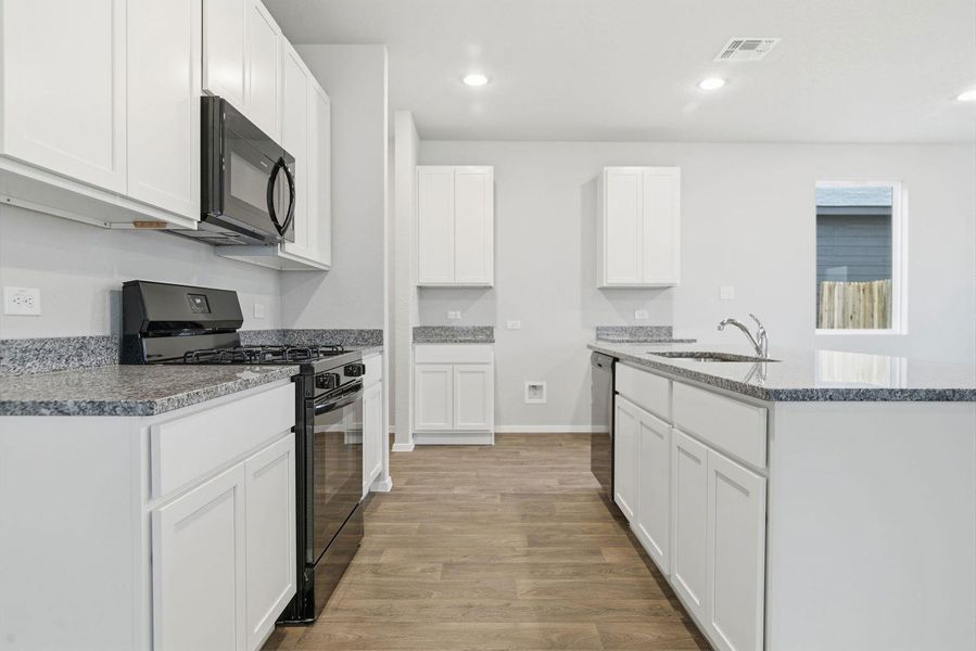Light & Bright Open Concept Kitchen