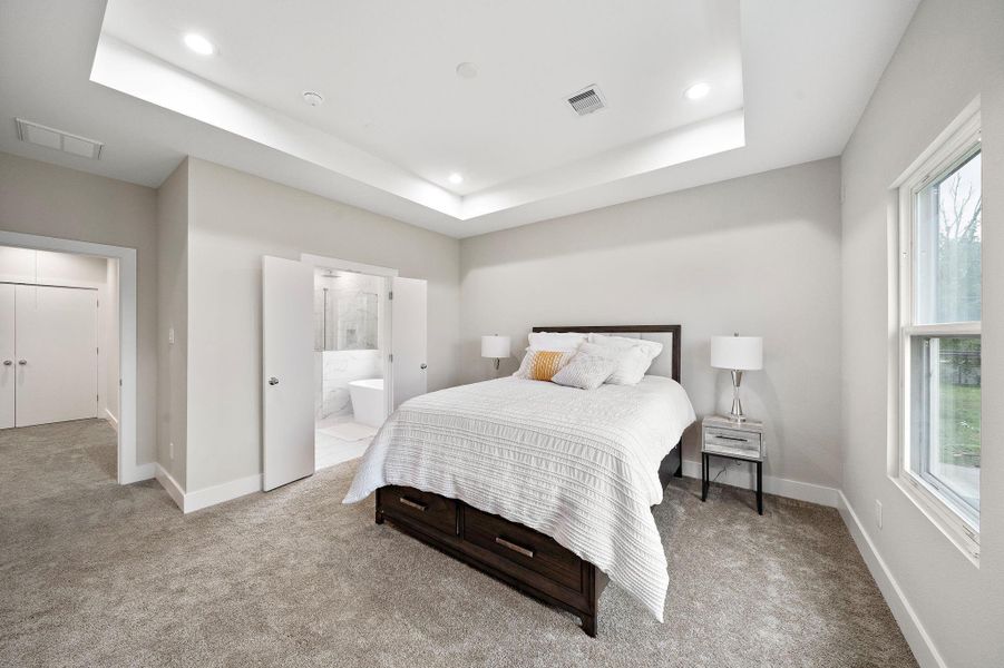 Furnished interior view inside a new home in Scranton Estates, Houston (Image 13). Furnished interior view inside a new home in Scranton Estates, Houston (Image 13).