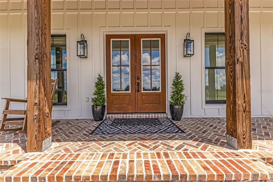 Furnished interior view inside a new home in , Arcadia (Image 16).