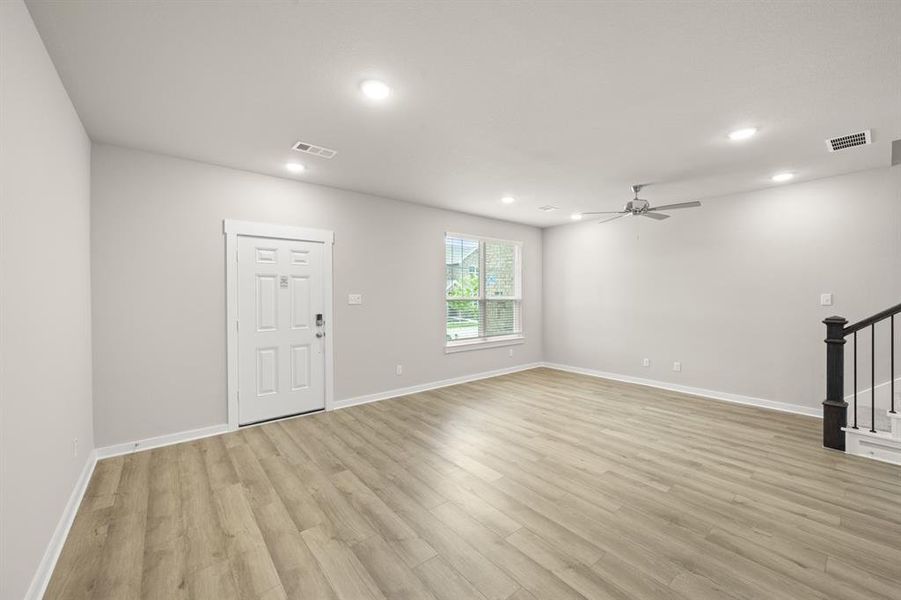 243 Wagon Spoke- Living Room-1