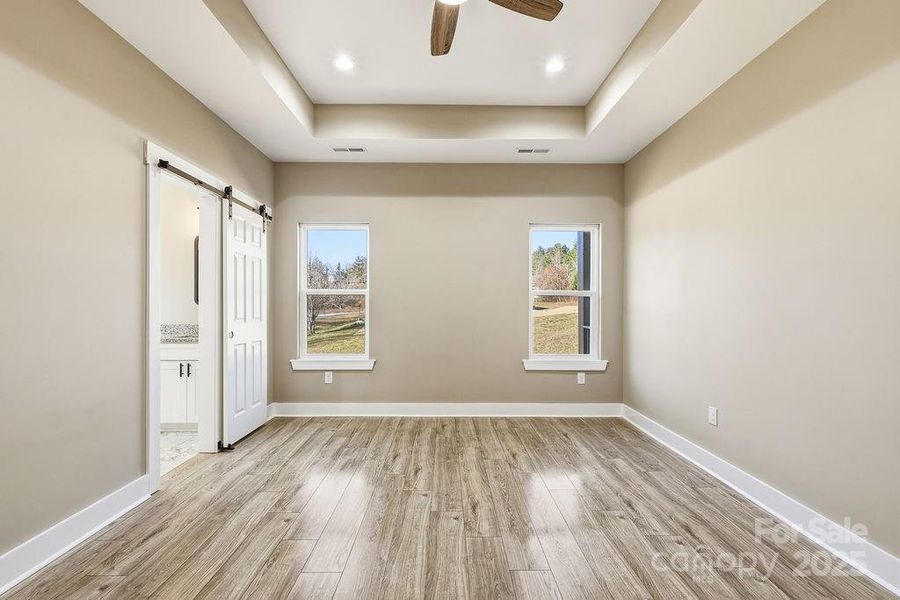 Spacious, unfurnished interior of a new home in , Hendersonville (Image 27).