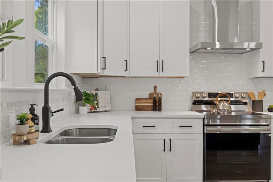 Furnished interior view inside a new home in , Scottdale (Image 43).