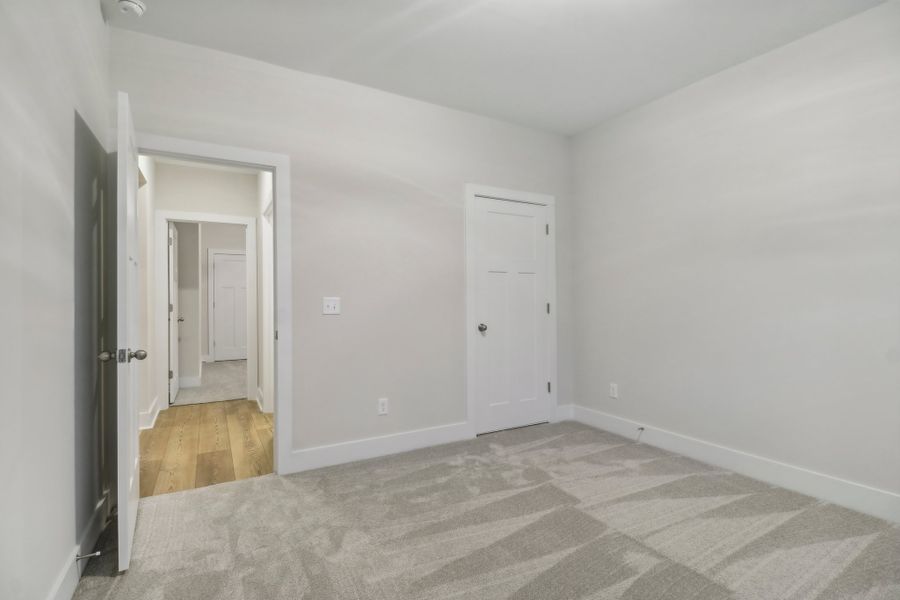 Representative unfurnished interior of a home built from the Ariel II by Great Southern Homes in Collins Cove, Chapin (Image 17).