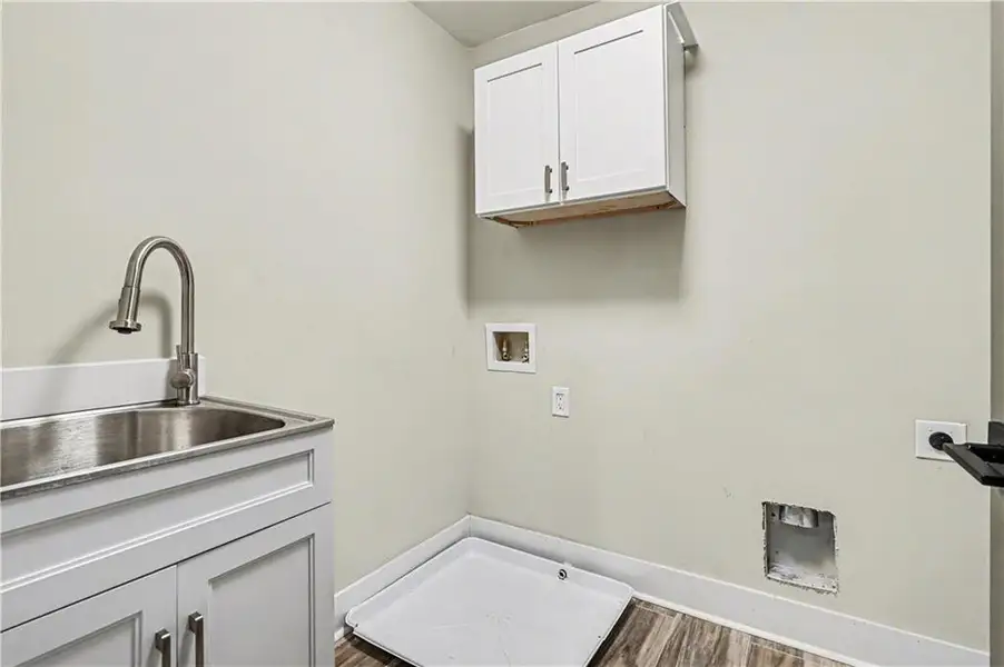 Close-up of interior finishes inside a home in , Loganville (Image 21).