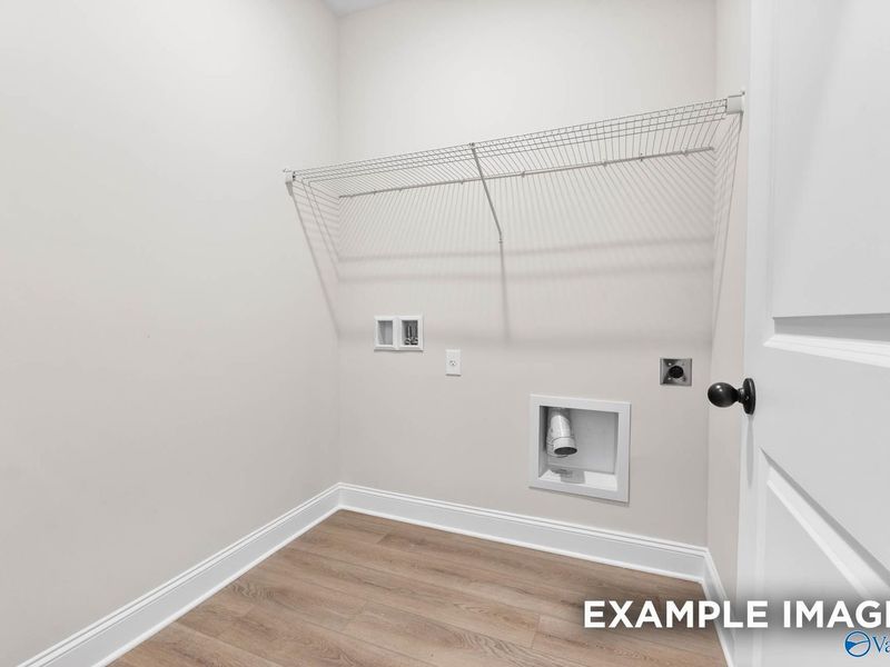 Spacious, unfurnished interior of a new home in Bailey Park, Fayetteville (Image 15).