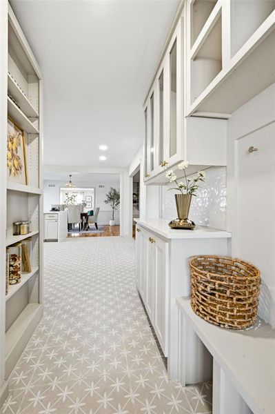 Furnished interior view inside a new home in , Sweetwater (Image 8). Furnished interior view inside a new home in , Sweetwater (Image 8).