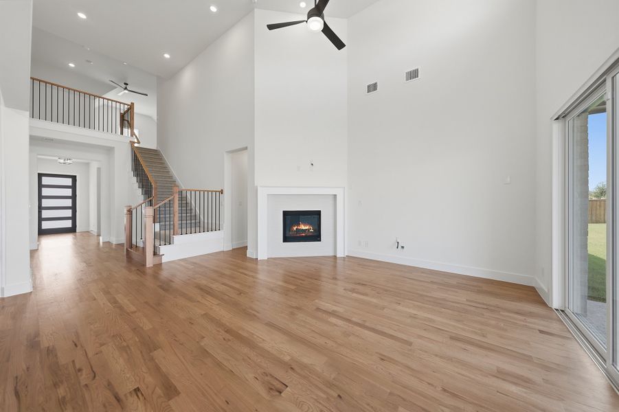 Spacious, unfurnished interior of a new home in Estates at Rockhill, Frisco (Image 27). Spacious, unfurnished interior of a new home in Estates at Rockhill, Frisco (Image 27).