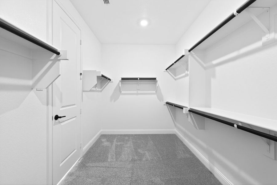 Spacious, unfurnished interior of a new home in South Oak, Lakewood Village (Image 23).