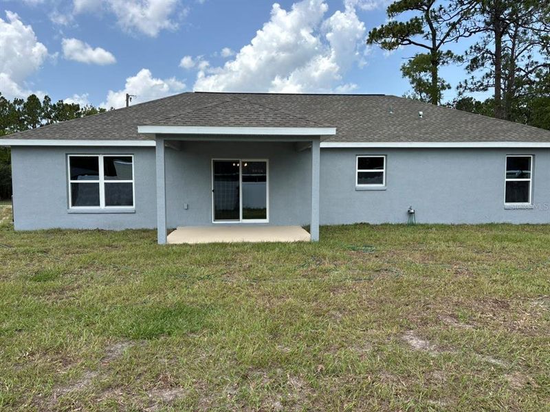 Exterior details and patio area of a home in , Dunnellon (Image 3). Exterior details and patio area of a home in , Dunnellon (Image 3).