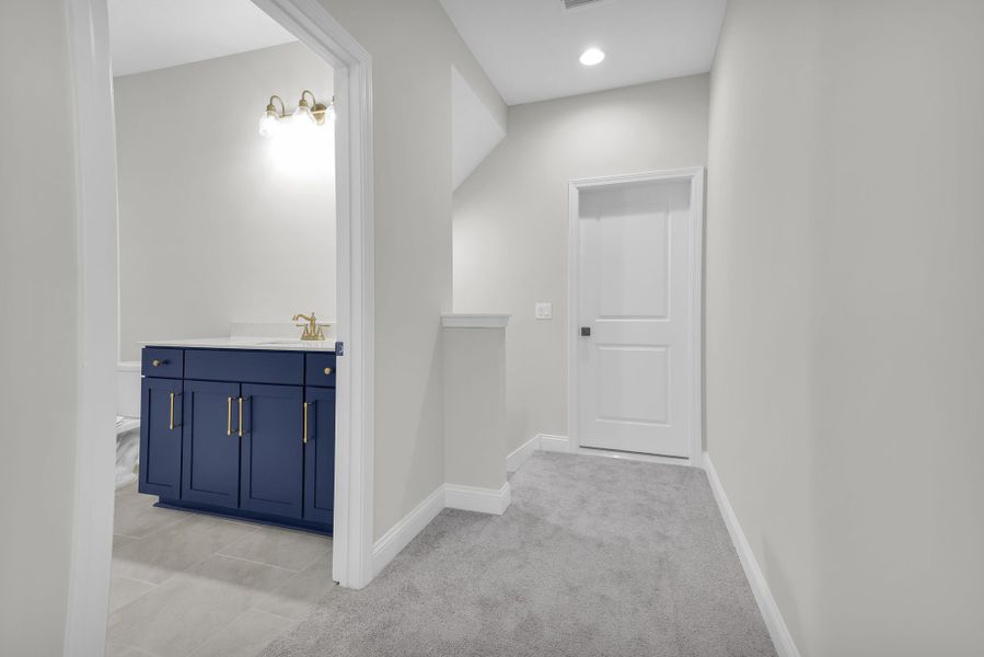 Representative furnished interior of a home built from the Avondale II by Riverside Homes in Hidden Creek at SilverLeaf, St. Augustine (Image 96). Representative furnished interior of a home built from the Avondale II by Riverside Homes in Hidden Creek at SilverLeaf, St. Augustine (Image 96).