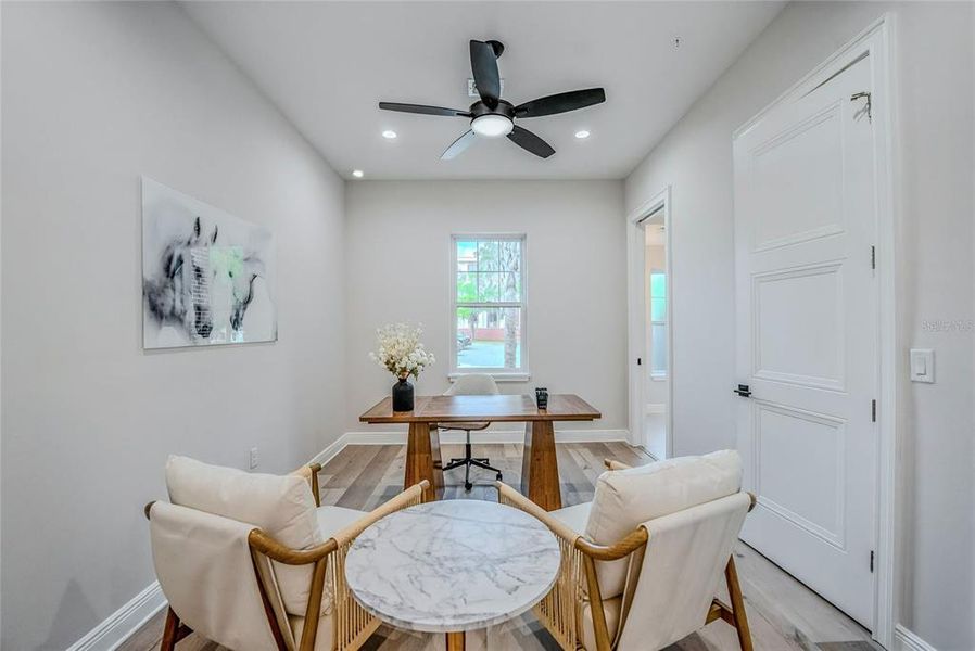 Furnished interior view inside a new home in , Ocala (Image 35).