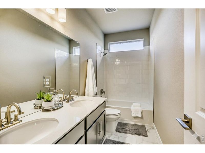 Furnished interior view inside a new home in Hidden Creek, Frederick (Image 19).