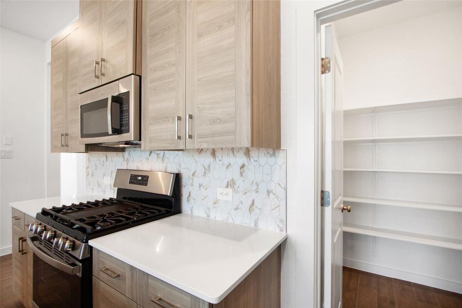 *PHOTO REPRESENTATIVE OF FLOORPLAN ONLY*