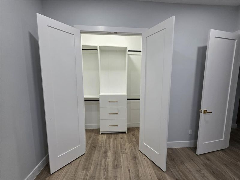 Spacious, unfurnished interior of a new home in , Waxahachie (Image 22).