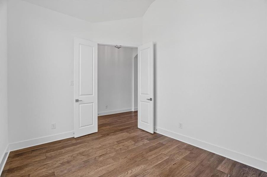 Spacious, unfurnished interior of a new home in Tavolo Park, Fort Worth (Image 17). Spacious, unfurnished interior of a new home in Tavolo Park, Fort Worth (Image 17).