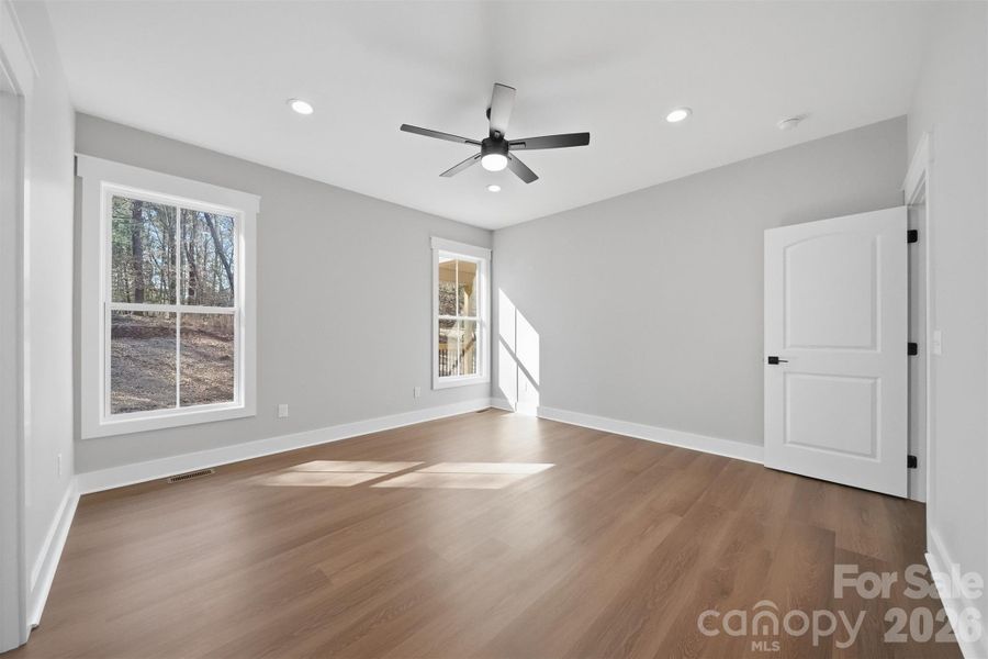 Spacious, unfurnished interior of a new home in , Granite Falls (Image 35). Spacious, unfurnished interior of a new home in , Granite Falls (Image 35).