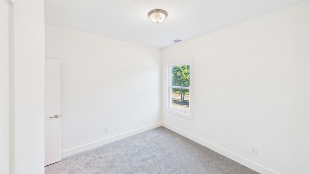 Spacious, unfurnished interior of a new home in , Houston (Image 19).