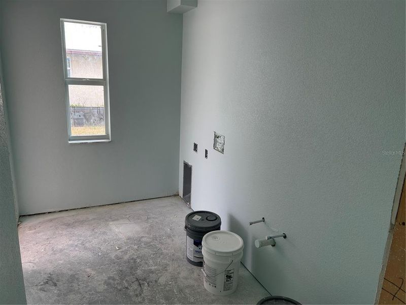 Image 33 of a home in .