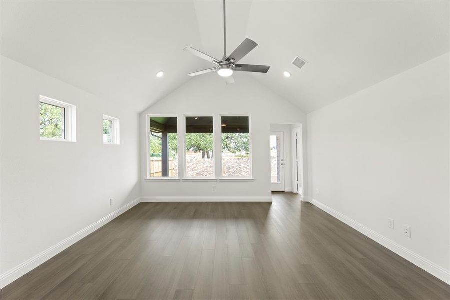 16. 2248 Sesaro - Family 16. 2248 Sesaro - Family