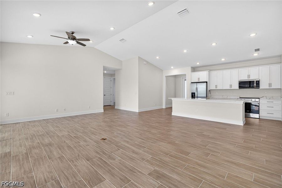 Spacious, unfurnished interior of a new home in Cape Coral, Cape Coral (Image 30). Spacious, unfurnished interior of a new home in Cape Coral, Cape Coral (Image 30).