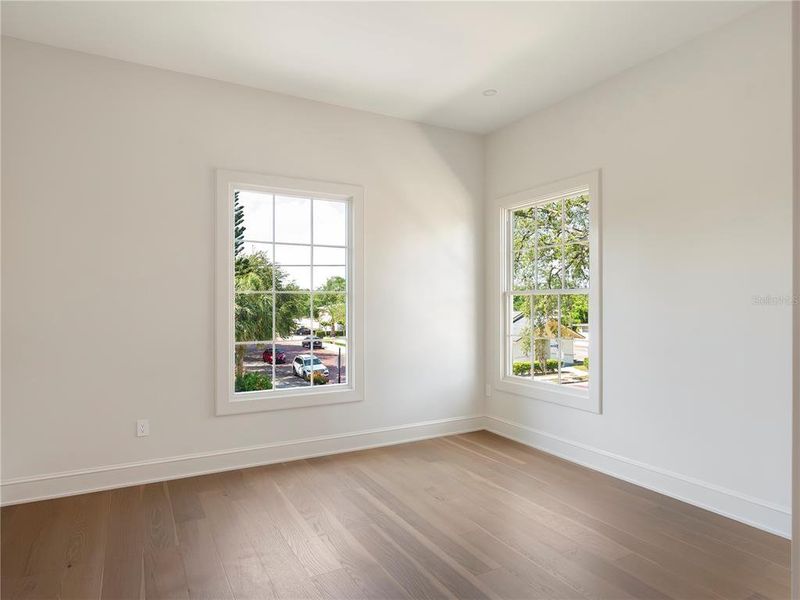 Spacious, unfurnished interior of a new home in , Winter Park (Image 29).