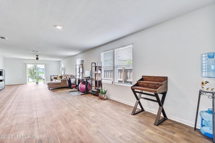 Furnished interior view inside a new home in Copes Landing, Jacksonville (Image 6).