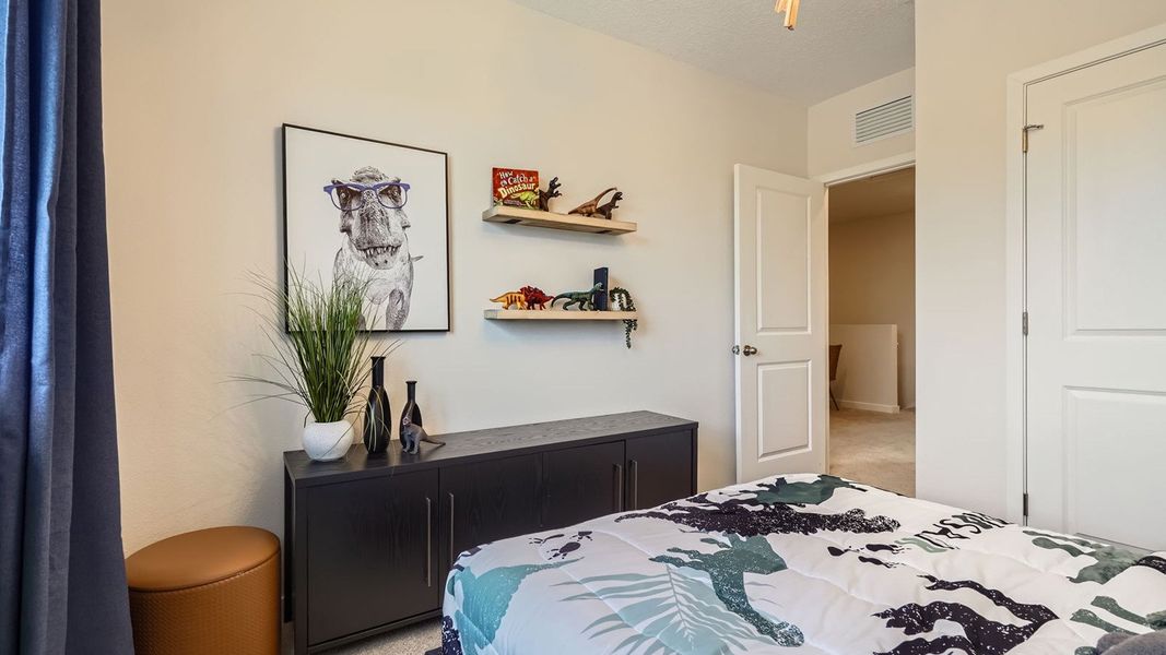 Representative furnished interior of a home built from the Jade by D.R. Horton in Ashwood Cove, Lake Worth (Image 27). Representative furnished interior of a home built from the Jade by D.R. Horton in Ashwood Cove, Lake Worth (Image 27).