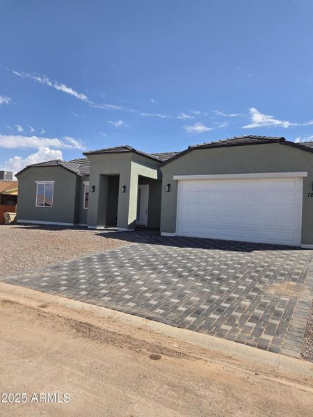 20250903_143654 20250903_143654