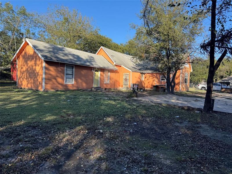 Image 5 of a home in .