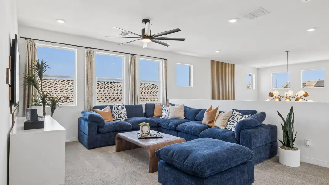 Furnished interior view inside a new home in El Cidro, Goodyear (Image 27).