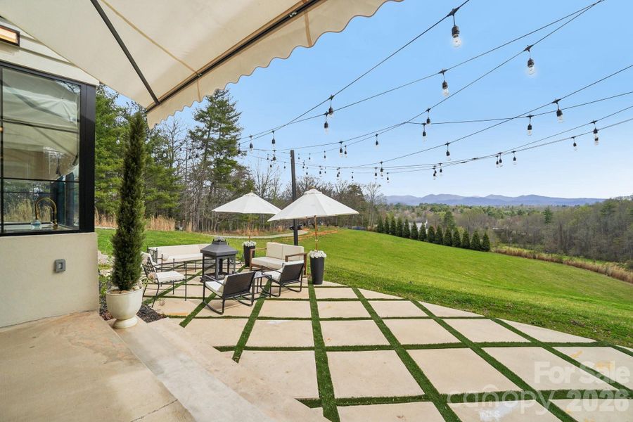 Community amenities in , Mars Hill (Image 44). Community amenities in , Mars Hill (Image 44).