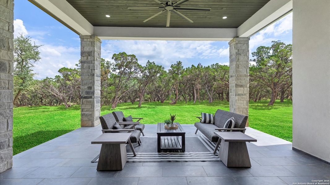 Exterior details and patio area of a home in , San Antonio (Image 27).