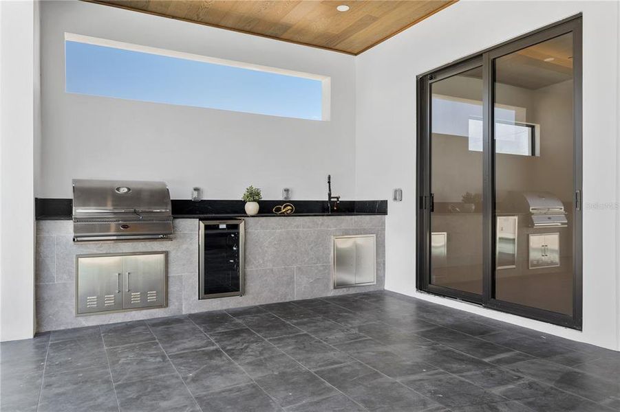 Exterior details and patio area of a home in , Cape Coral (Image 29).