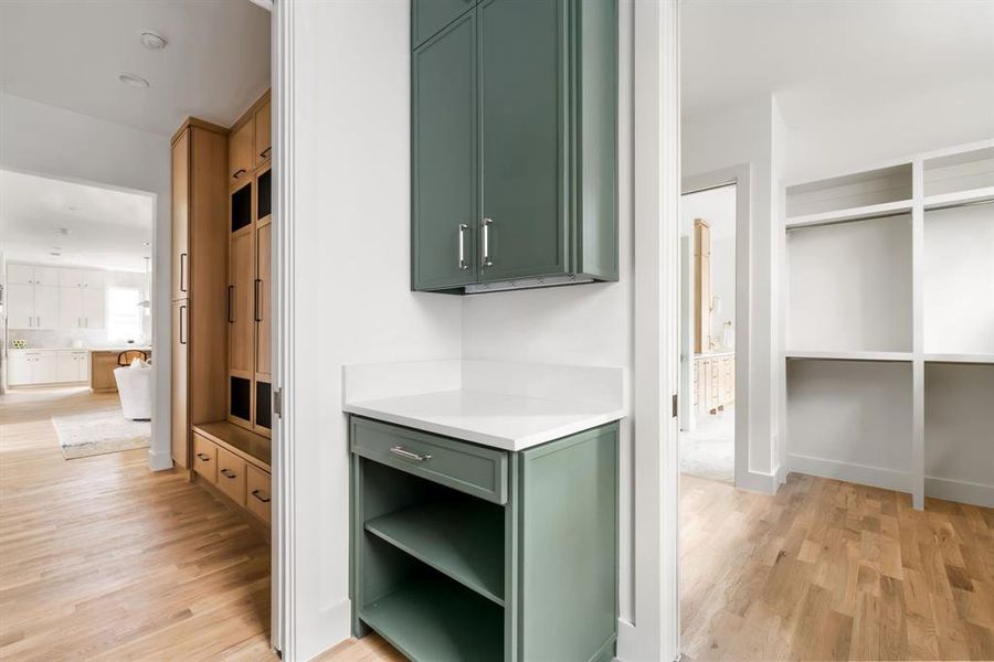 Furnished interior view inside a new home in , Dallas (Image 28). Furnished interior view inside a new home in , Dallas (Image 28).