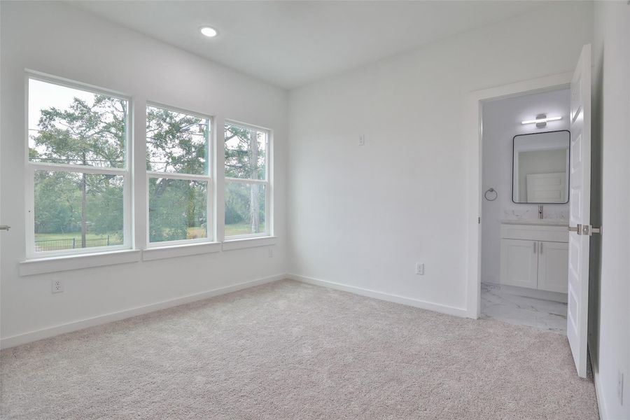 Spacious, unfurnished interior of a new home in , North Houston (Image 25).