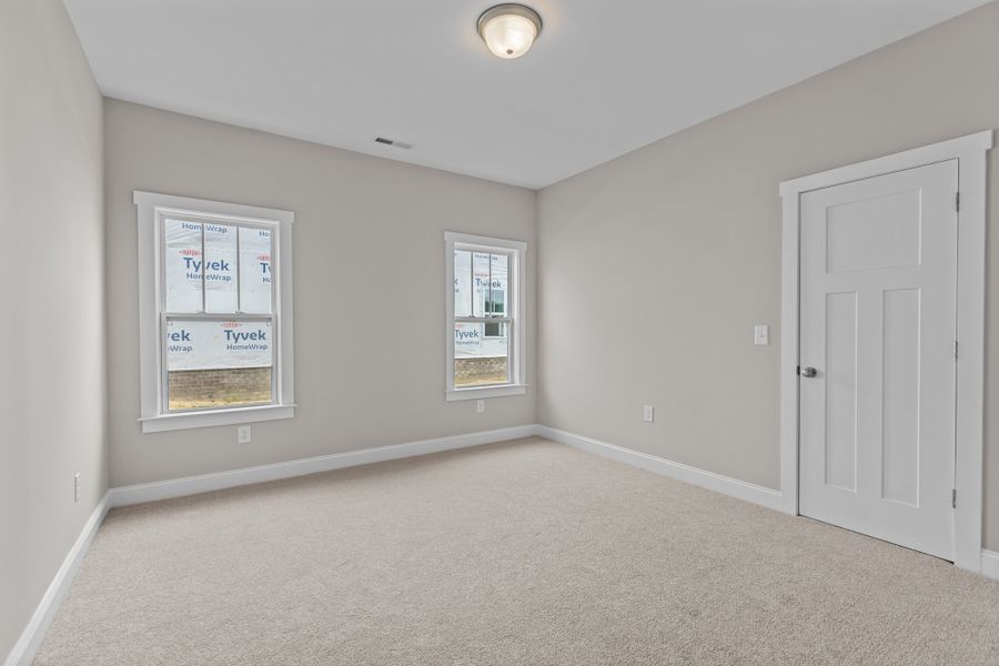 Representative unfurnished interior of a home built from the Haddock by Bill Clark Homes in Laurel Oaks, Greenville (Image 36).