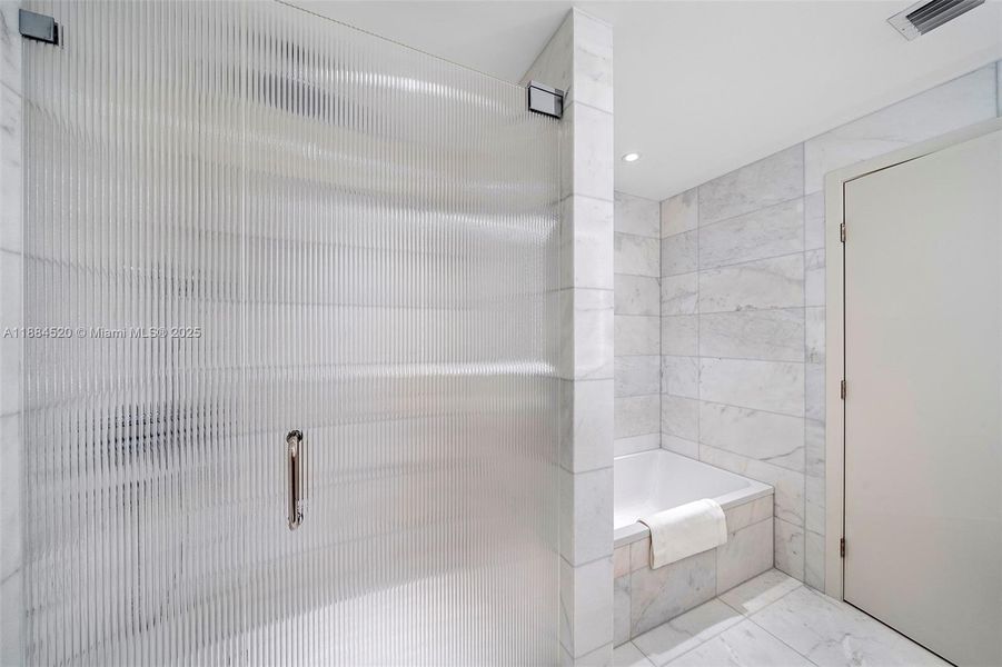 Image 22 of a home in .