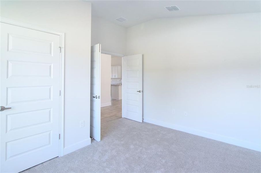 Spacious, unfurnished interior of a new home in Palm Coast, Palm Coast (Image 18).